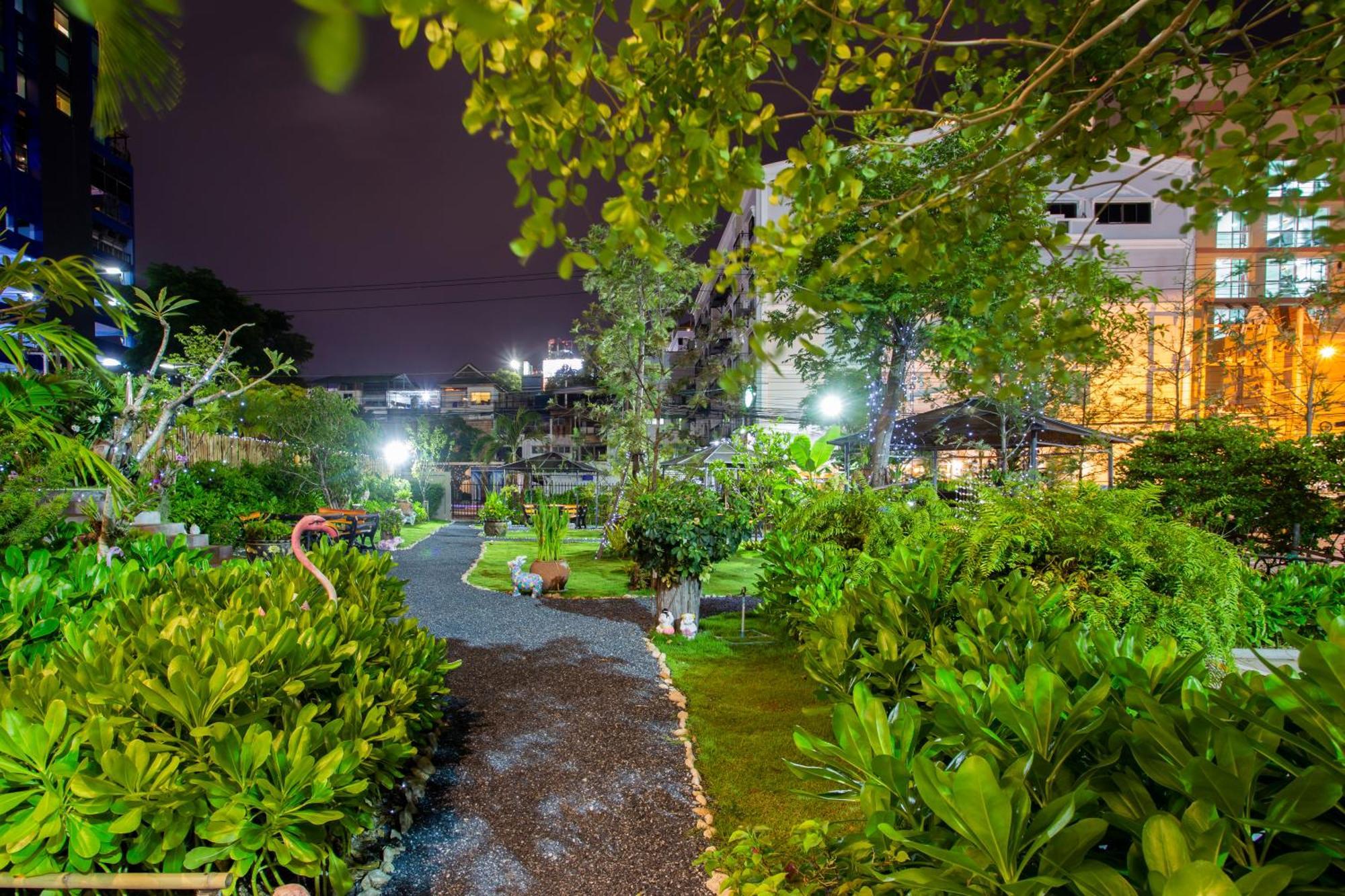 Sabai Inn Pattaya Exterior foto