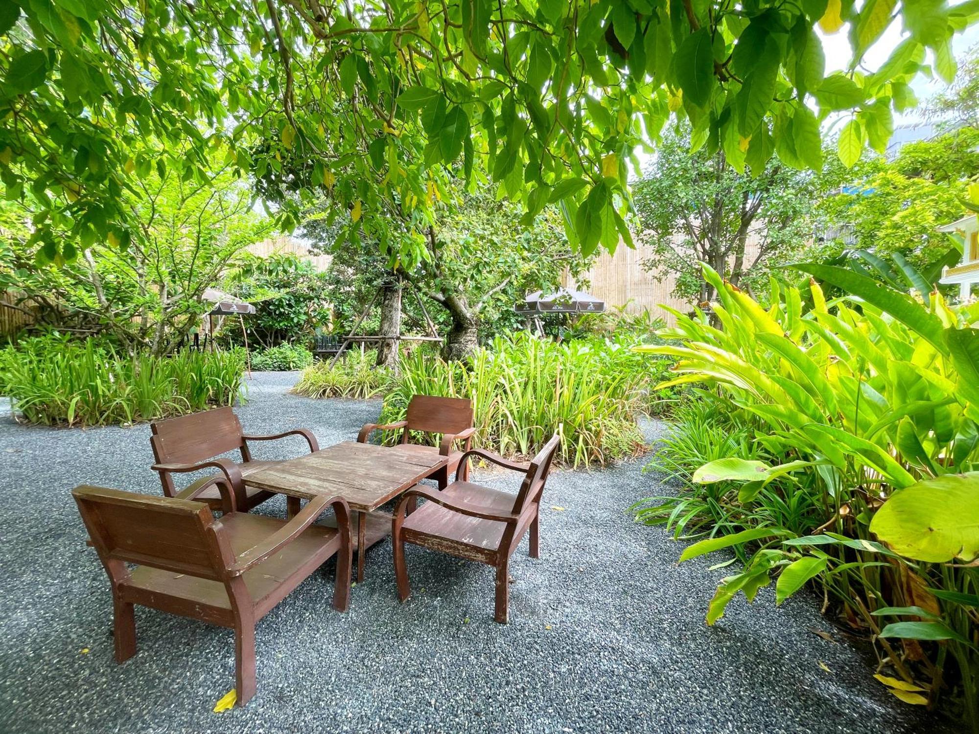Sabai Inn Pattaya Exterior foto